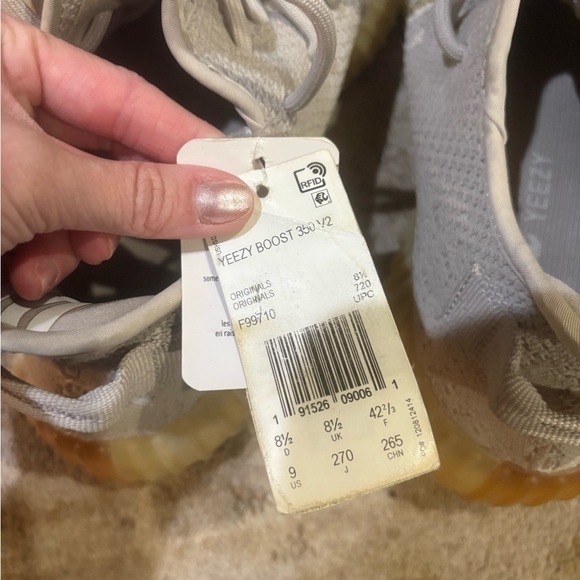 Yeezy Gray Knit Sneakers with Yellow Sole - Picture 4 of 4